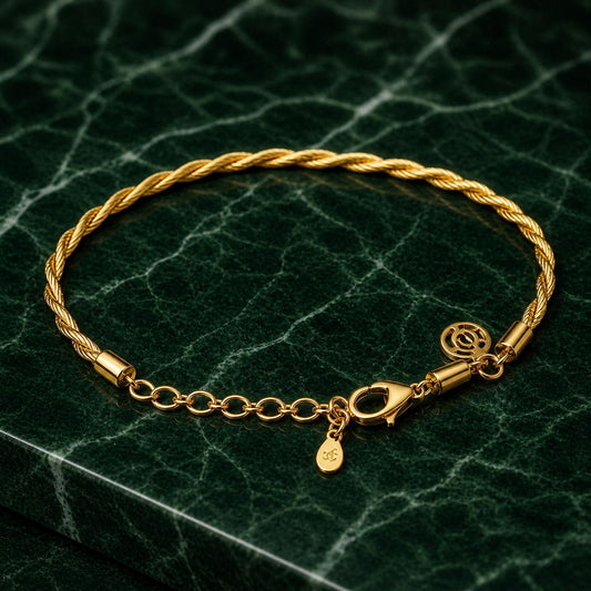 Golden Aria Twist Bracelet product image 2
