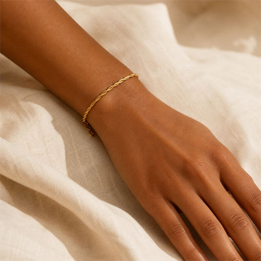 Golden Aria Twist Bracelet product image 2