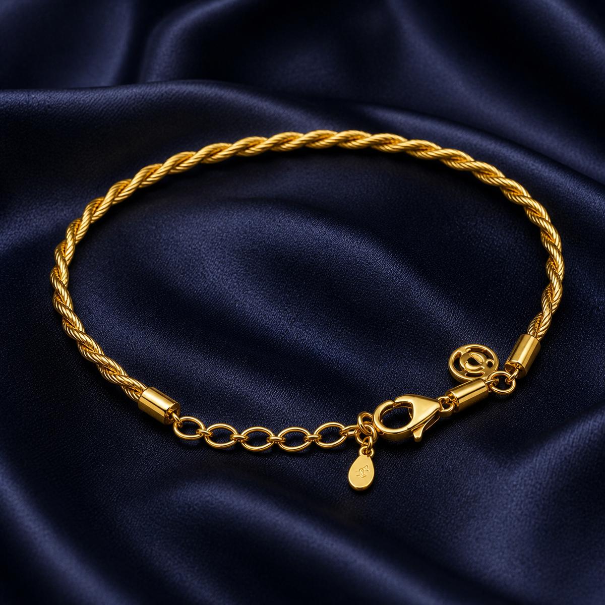 Golden Aria Twist Bracelet product image 3