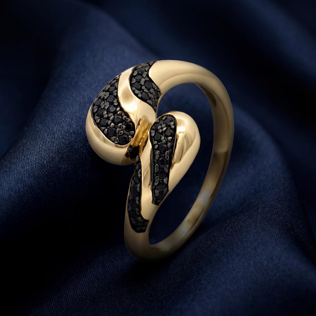 Golden Adjustable Noir Wave Ring product image 3