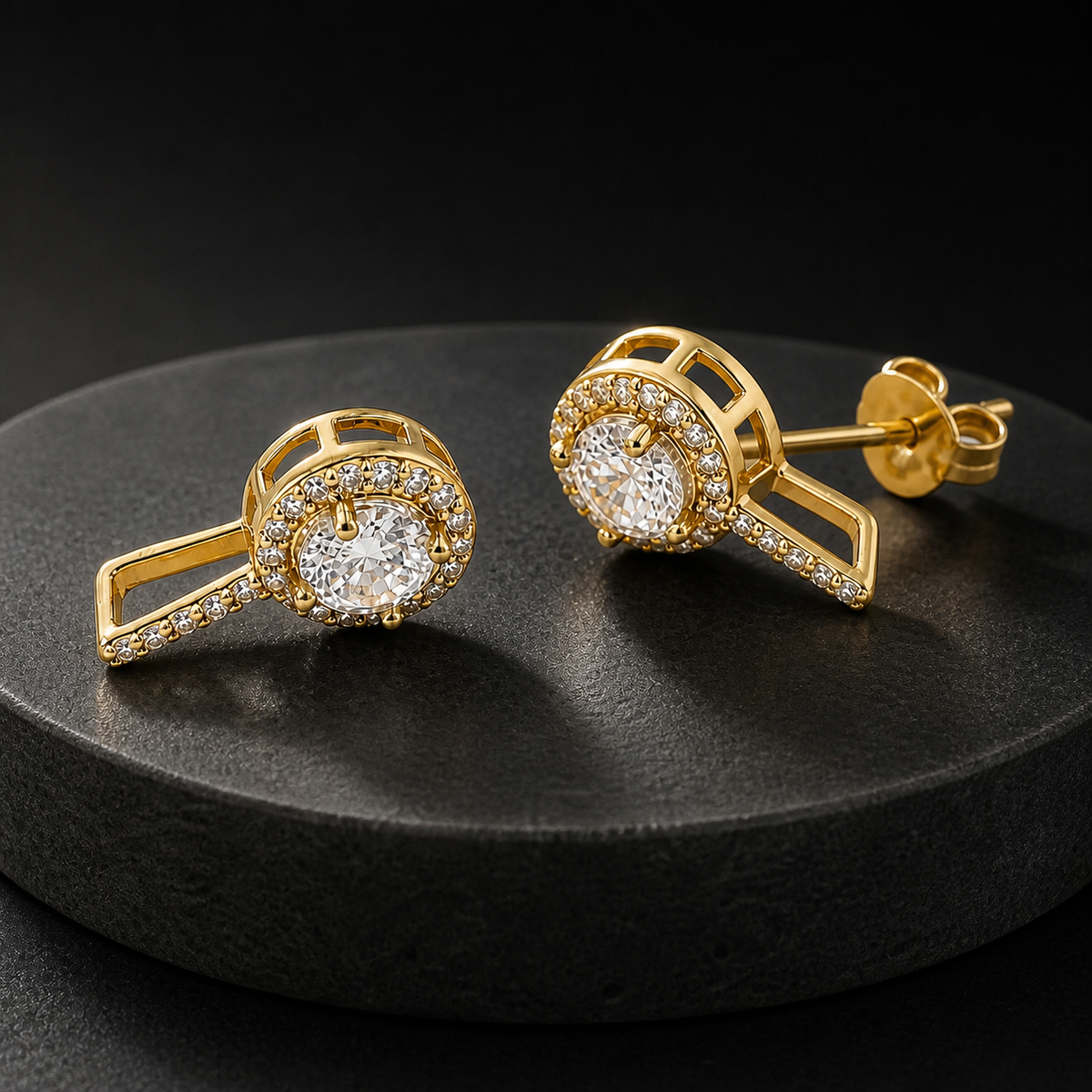 Golden Noor Halo Swing Earrings product image 4