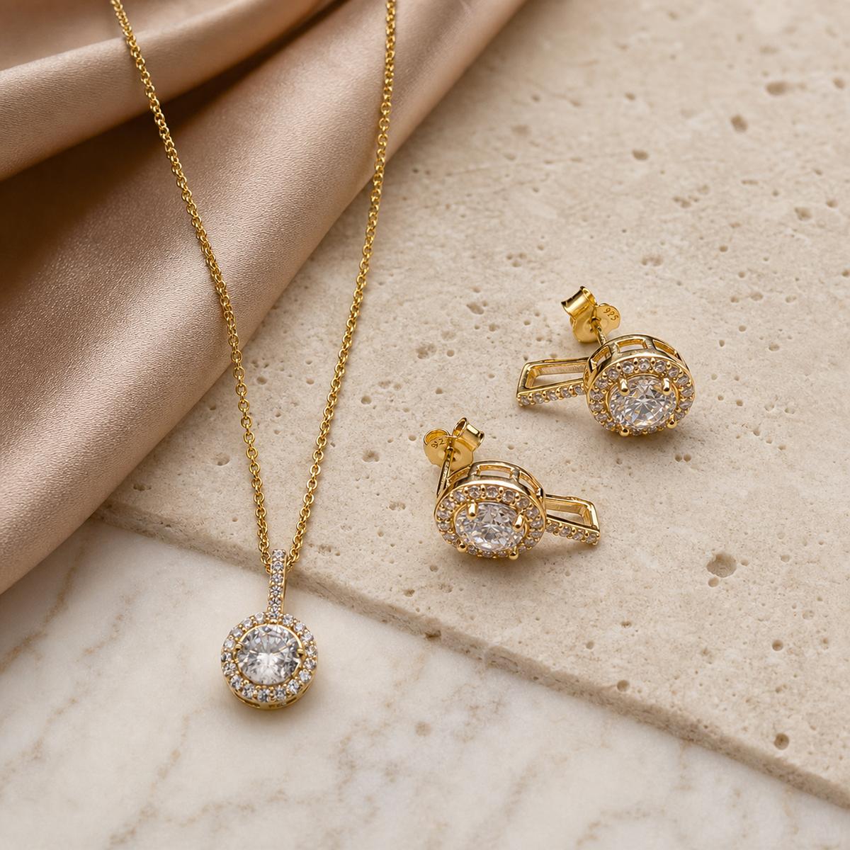 Golden Solitaire Round Halo Jewellery Set product image 3