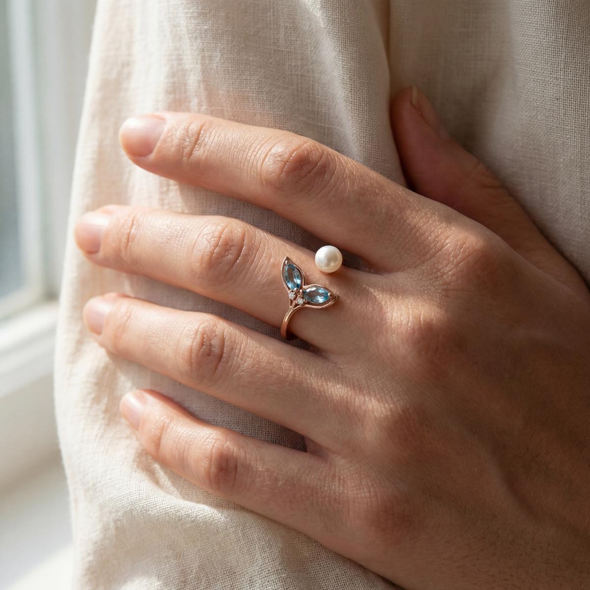 Rose Gold Adjustable Aqua Bloom Ring design detail