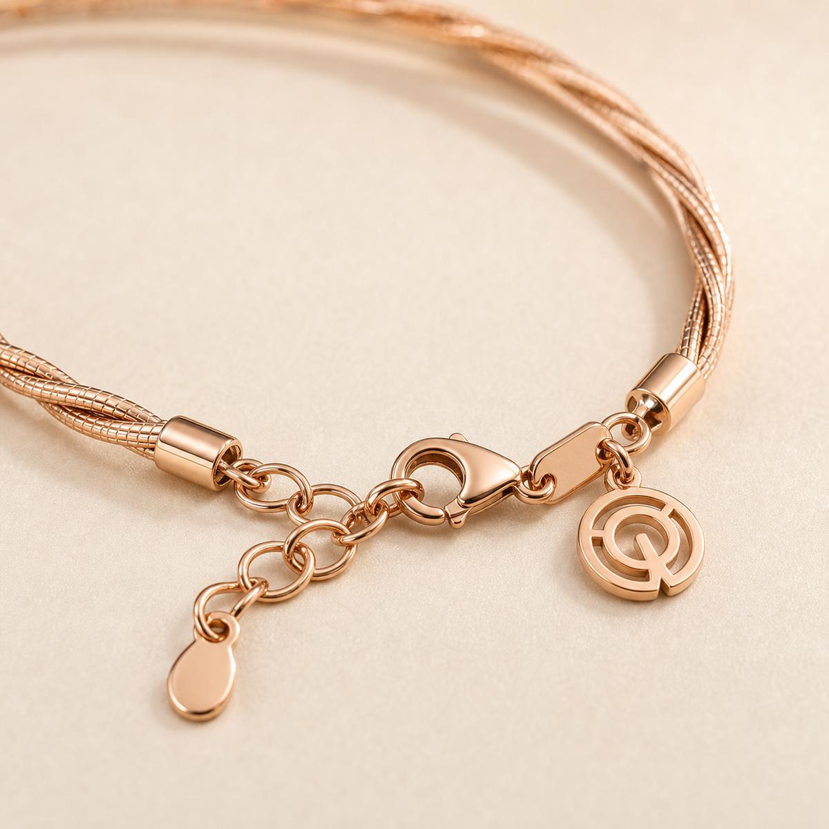 Rose Gold Aria Twist Bracelet design detail