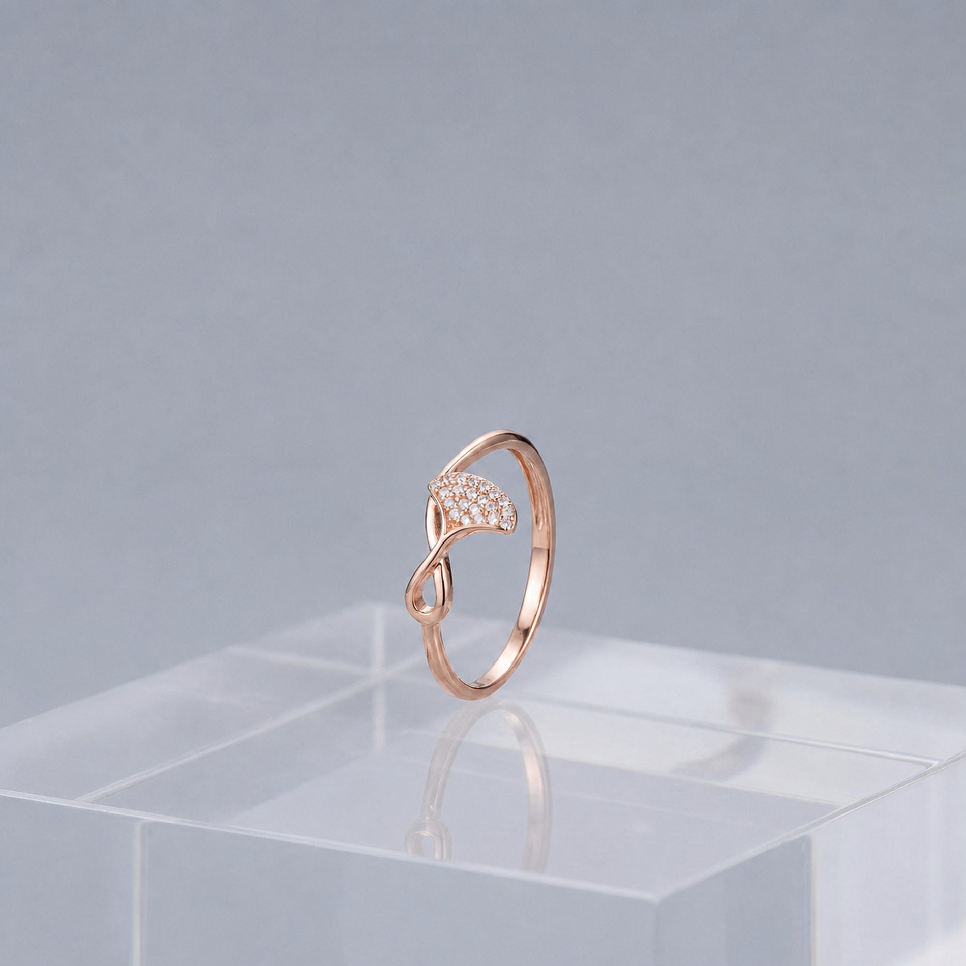 Rose Gold Crystal Leaf Ring product image 4