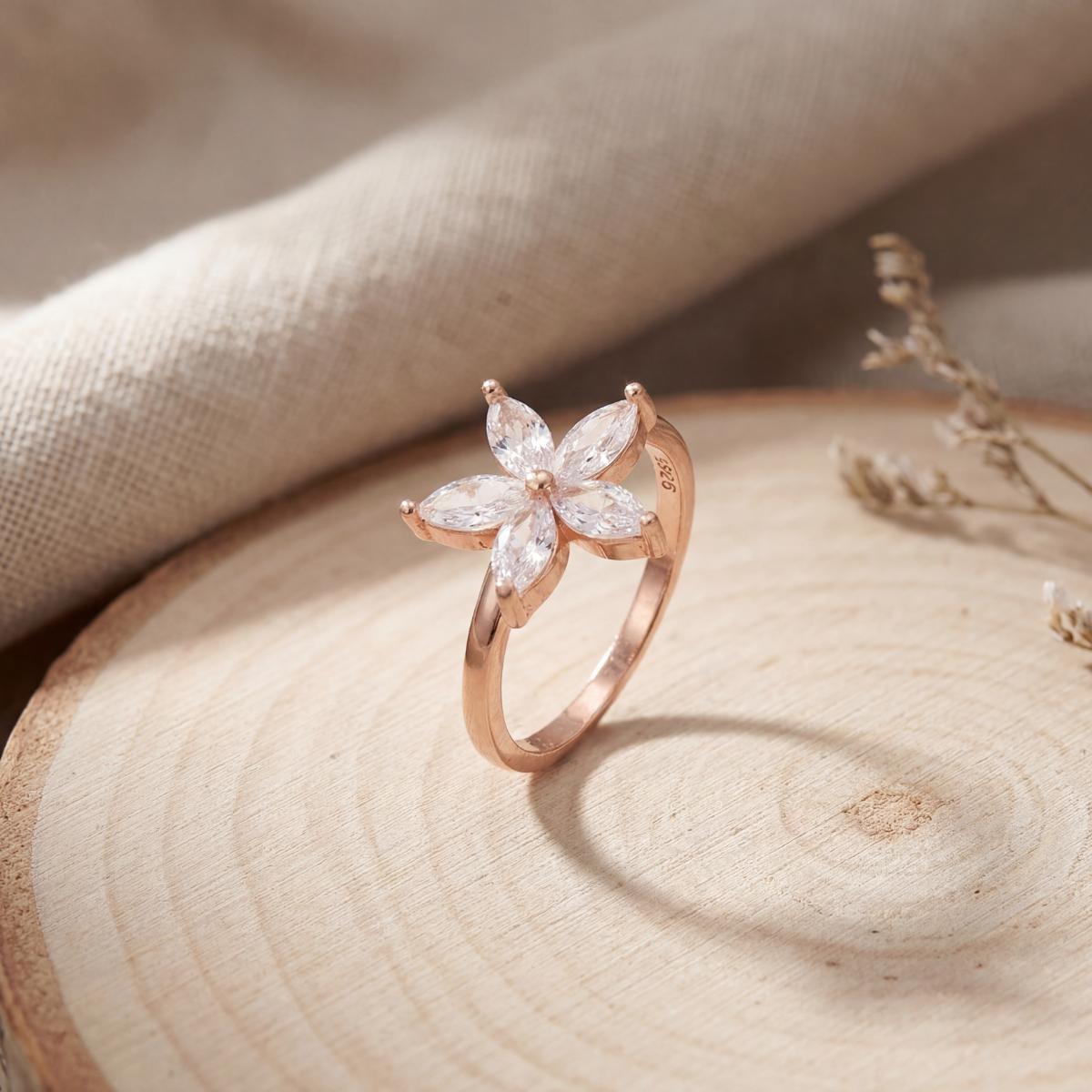 Rose Gold Luna Petal Ring product image 3