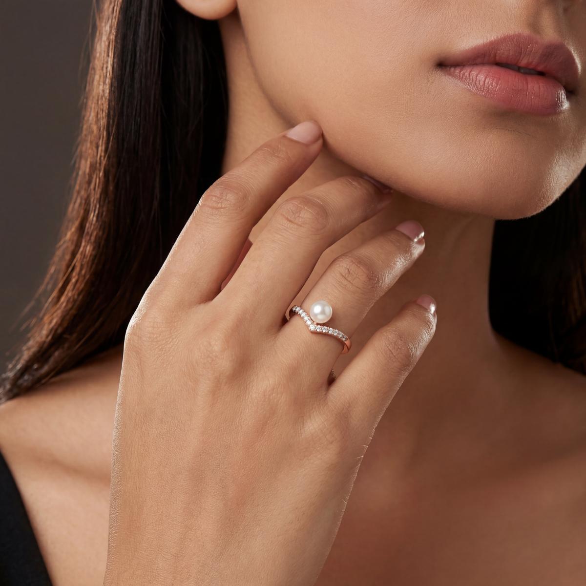 Rose Gold Adjustable Pearl Line Ring product image 7