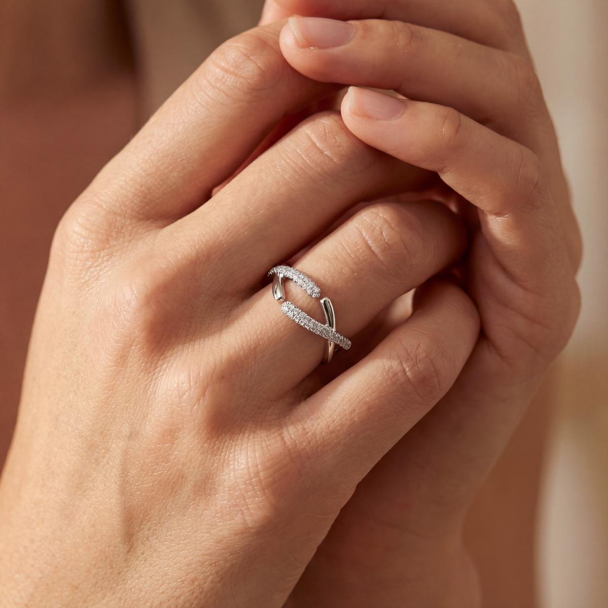 Silver Adjustable Arc Ring design detail