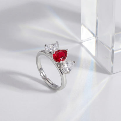 Silver Crimsona Ring design detail