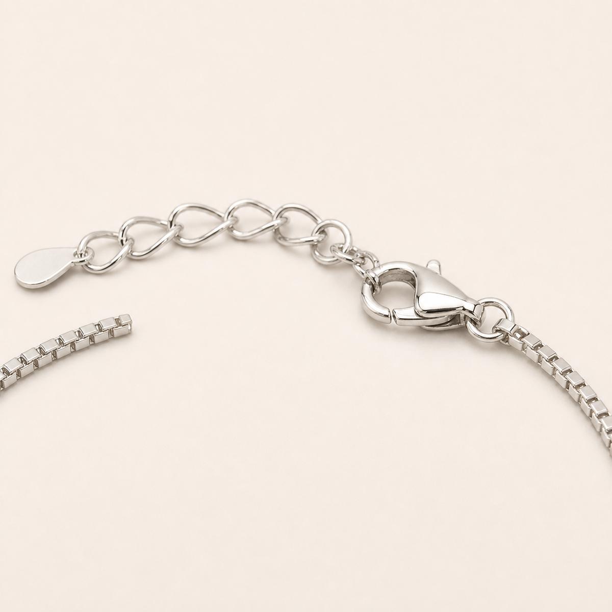 Silver Iris Infinity Bracelet design detail