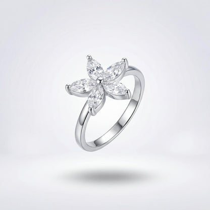 Silver Luna Petal Ring product image 1