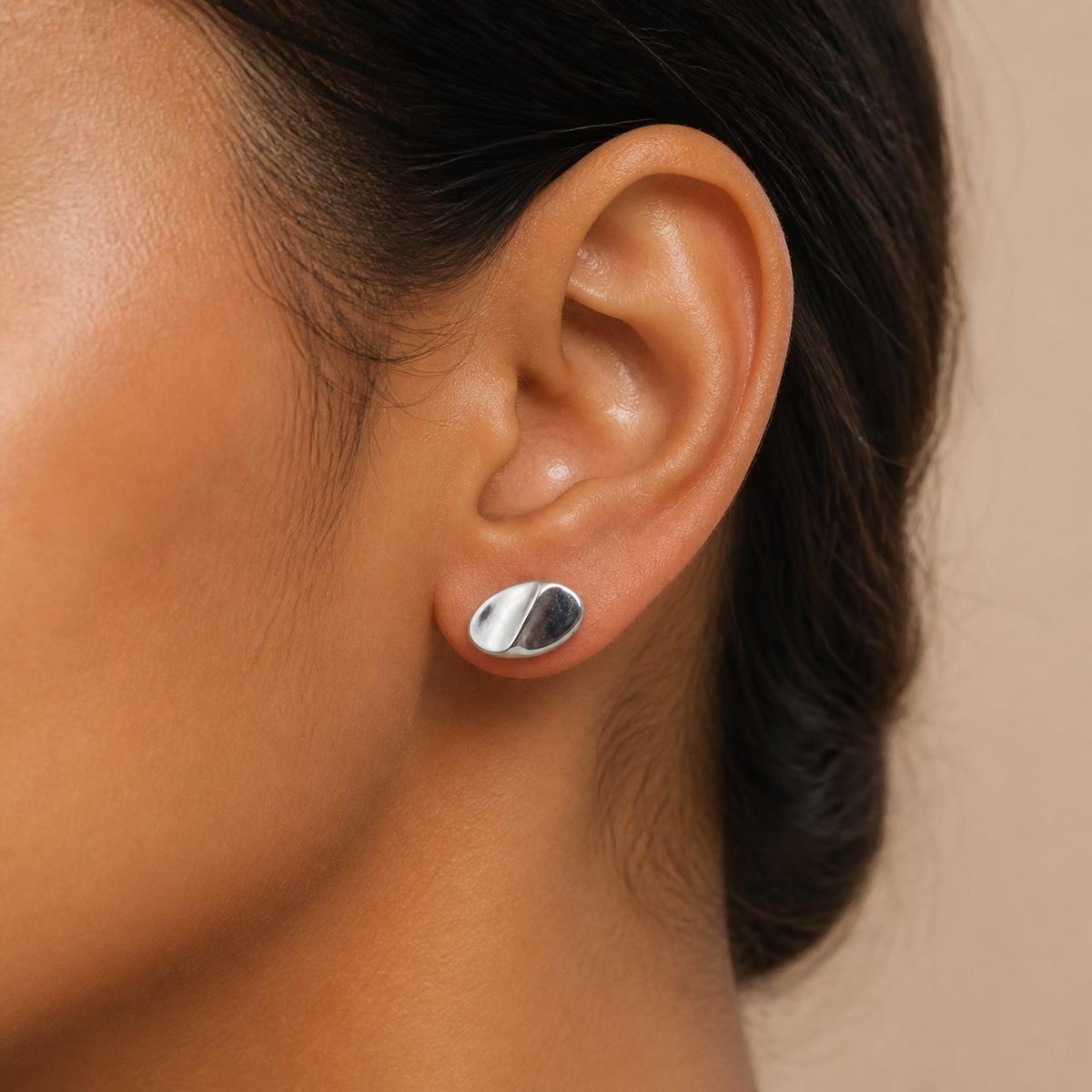 Silver Mira Polished Petal Earrings product image 4