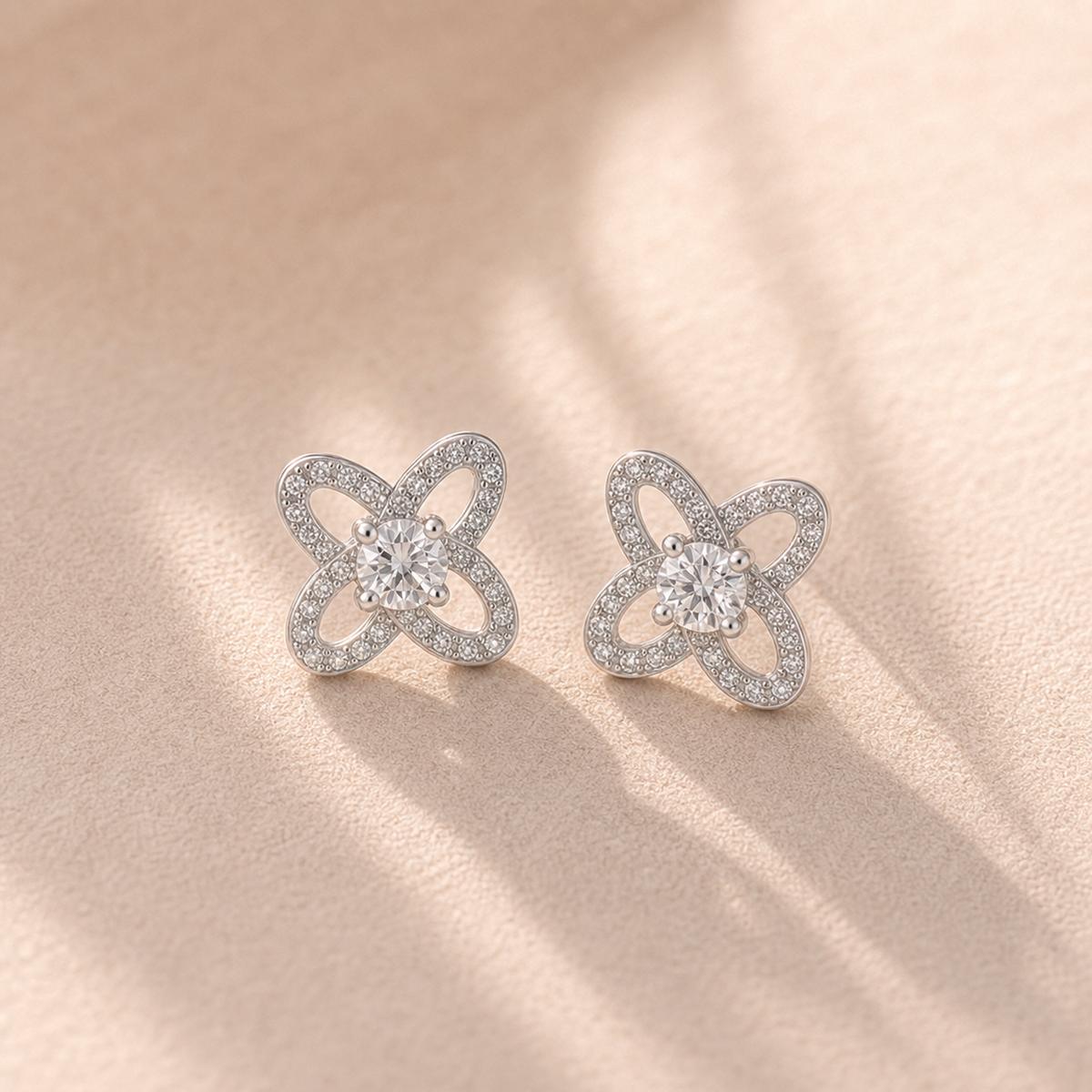 Silver Oria Clover Bloom Earrings product image 5