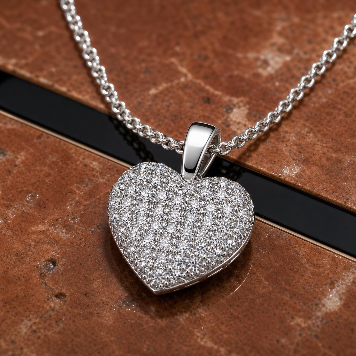 Silver Pave Heart Pendant design detail