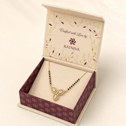 Yellow Gold Floral Drop Mangalsutra Ratniva jewellery packaging