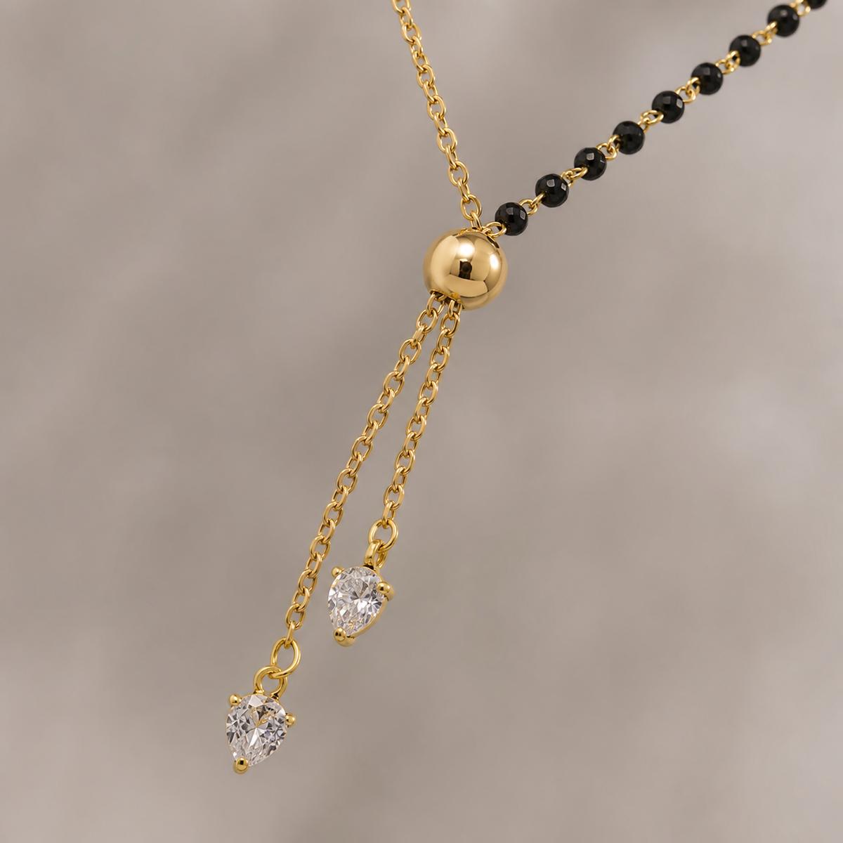 Yellow Gold Lariat Spark Mangalsutra design detail
