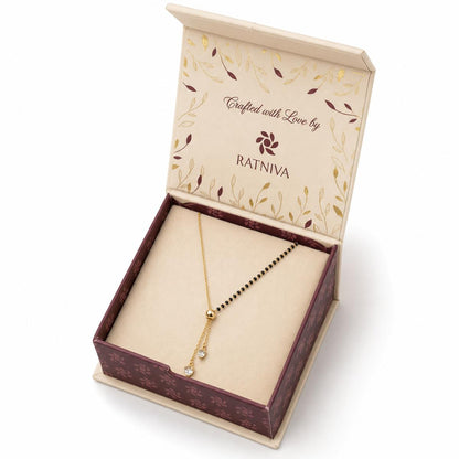 Yellow Gold Lariat Spark Mangalsutra Ratniva jewellery packaging