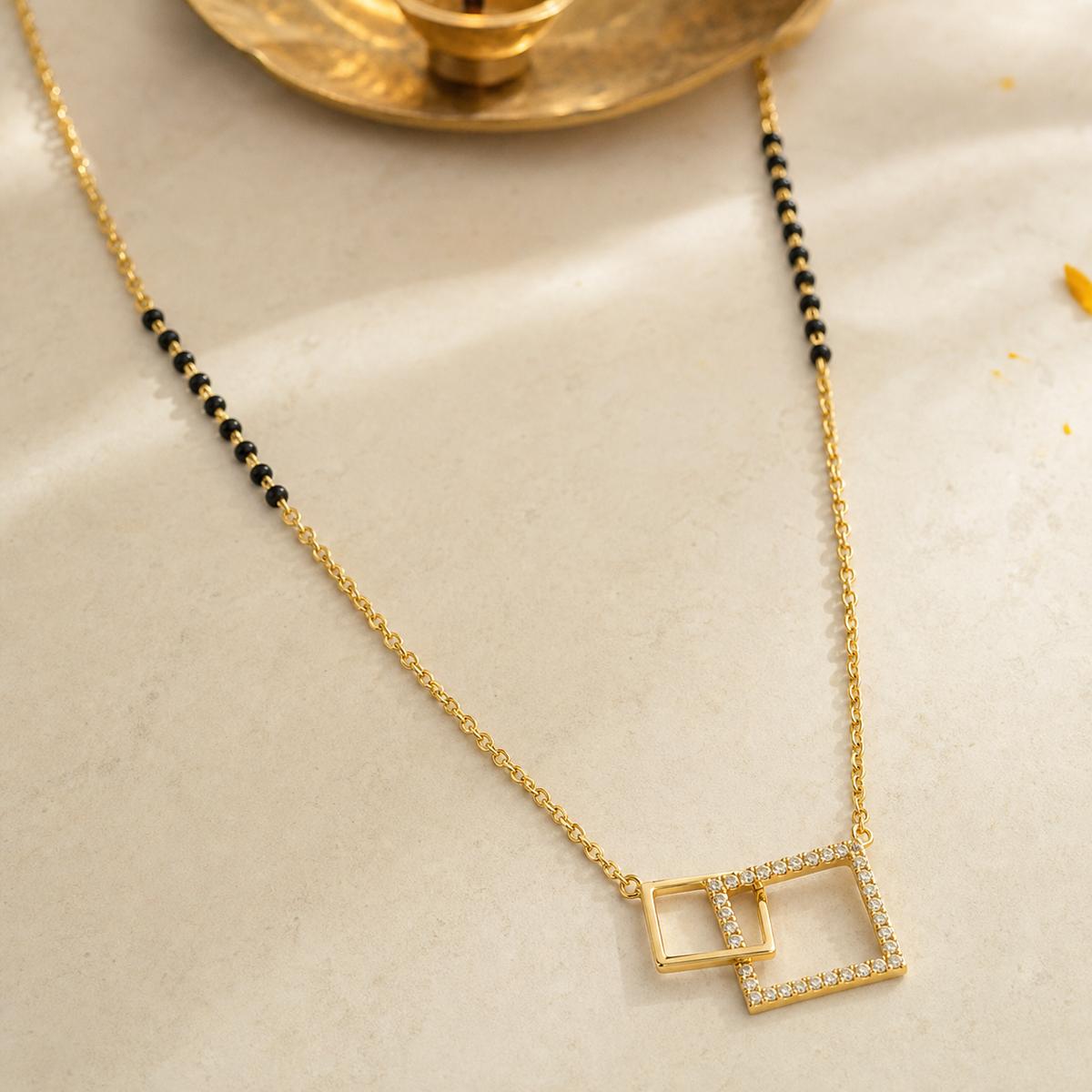 Yellow Gold Twin Square Frame Mangalsutra product image 5