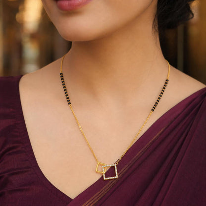 Yellow Gold Twin Square Frame Mangalsutra product image 3
