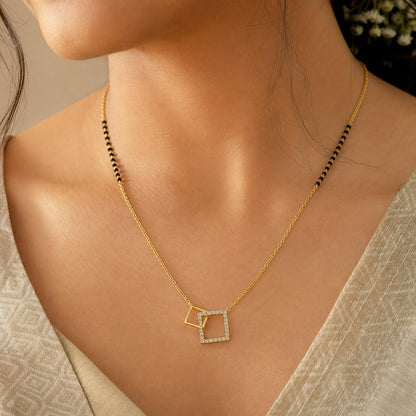 Yellow Gold Twin Square Frame Mangalsutra product image 4